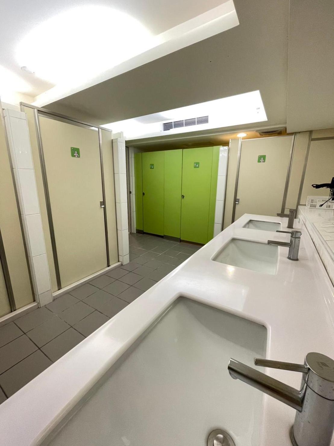 Kiwi Express Hotel - Chenggong Rd Taichung Luaran gambar