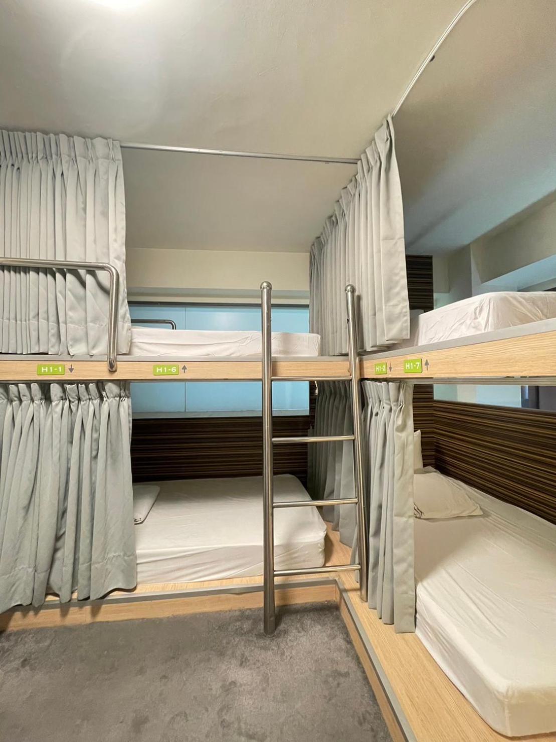 Kiwi Express Hotel - Chenggong Rd Taichung Luaran gambar