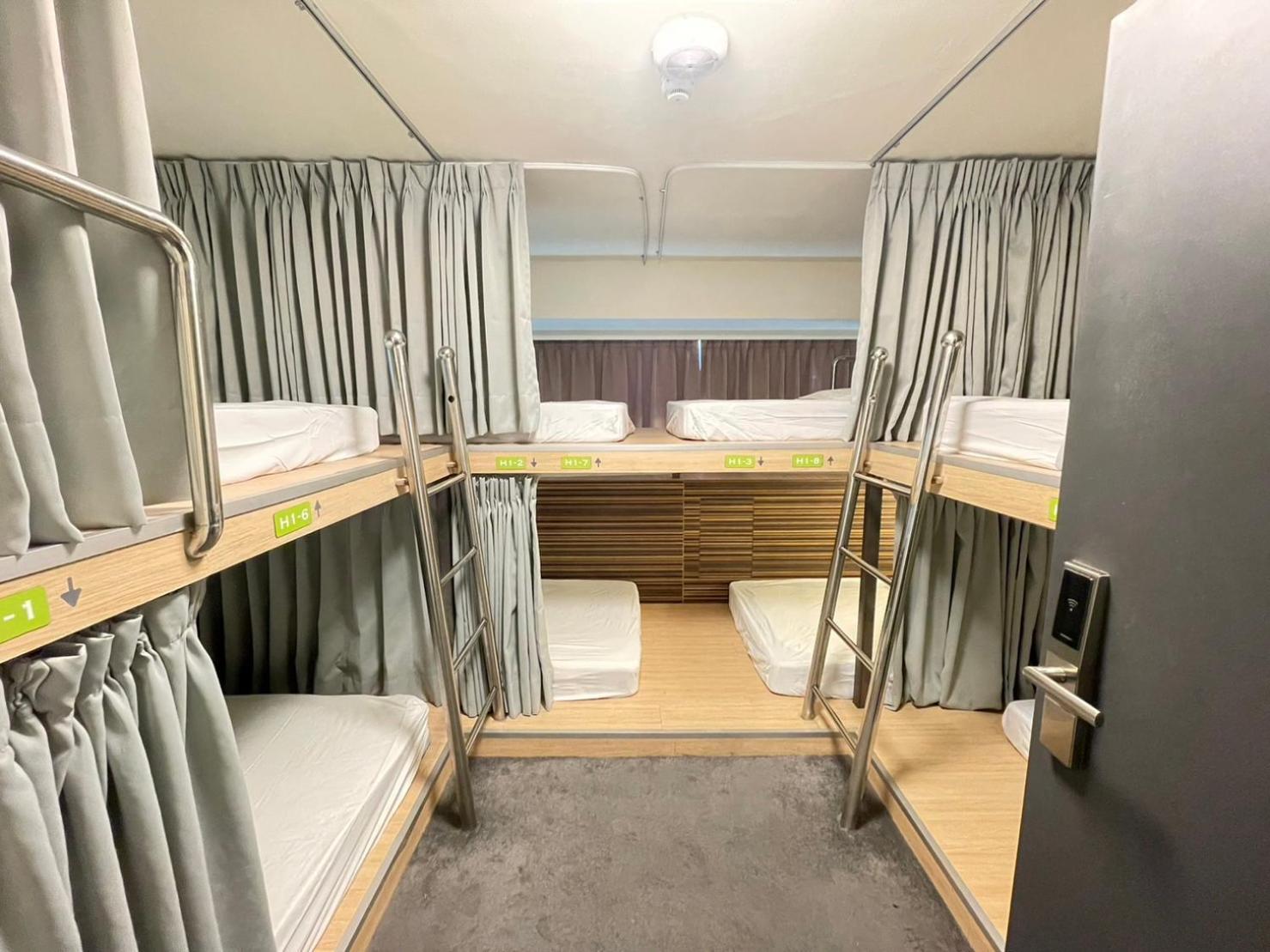 Kiwi Express Hotel - Chenggong Rd Taichung Luaran gambar