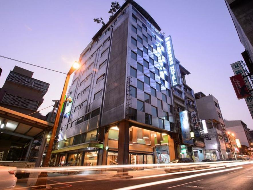 Kiwi Express Hotel - Chenggong Rd Taichung Luaran gambar
